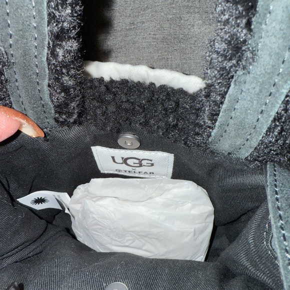 Ugg Small Telfar Shopping tote Bag  black with extended straps and dust bag - Picture 5 of 5